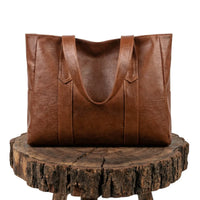 Livia’s Minimal Carry | Tote Bag